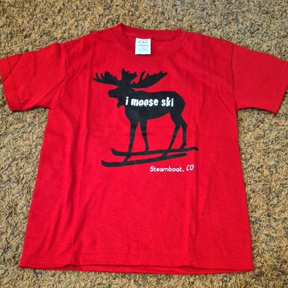 Brand New I Moose Ski Steamboat CO Red Kids T-Shirt with Moose Print Size Medium